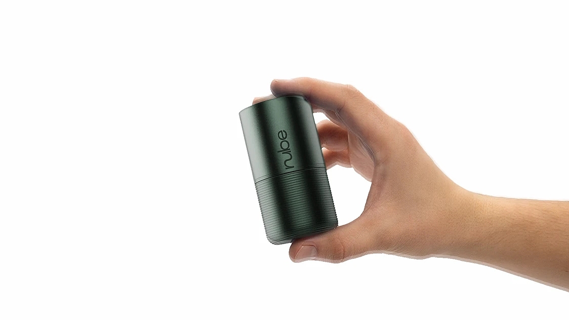 NUBE，refillable hand pump spray container，packing design，originality，