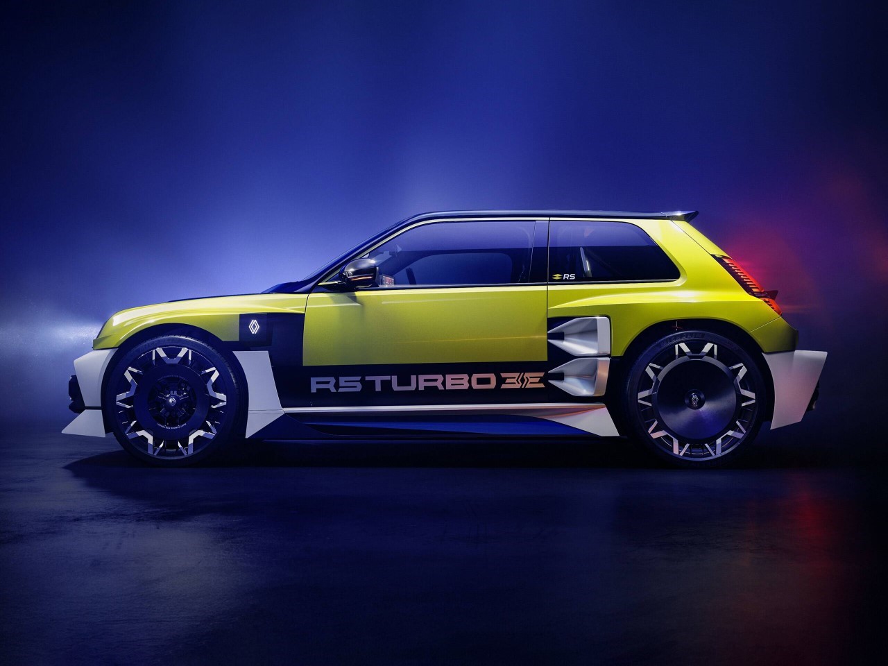 aerodynamics，renault，R5 Turbo 3E，Racing Style，electric vehicle，