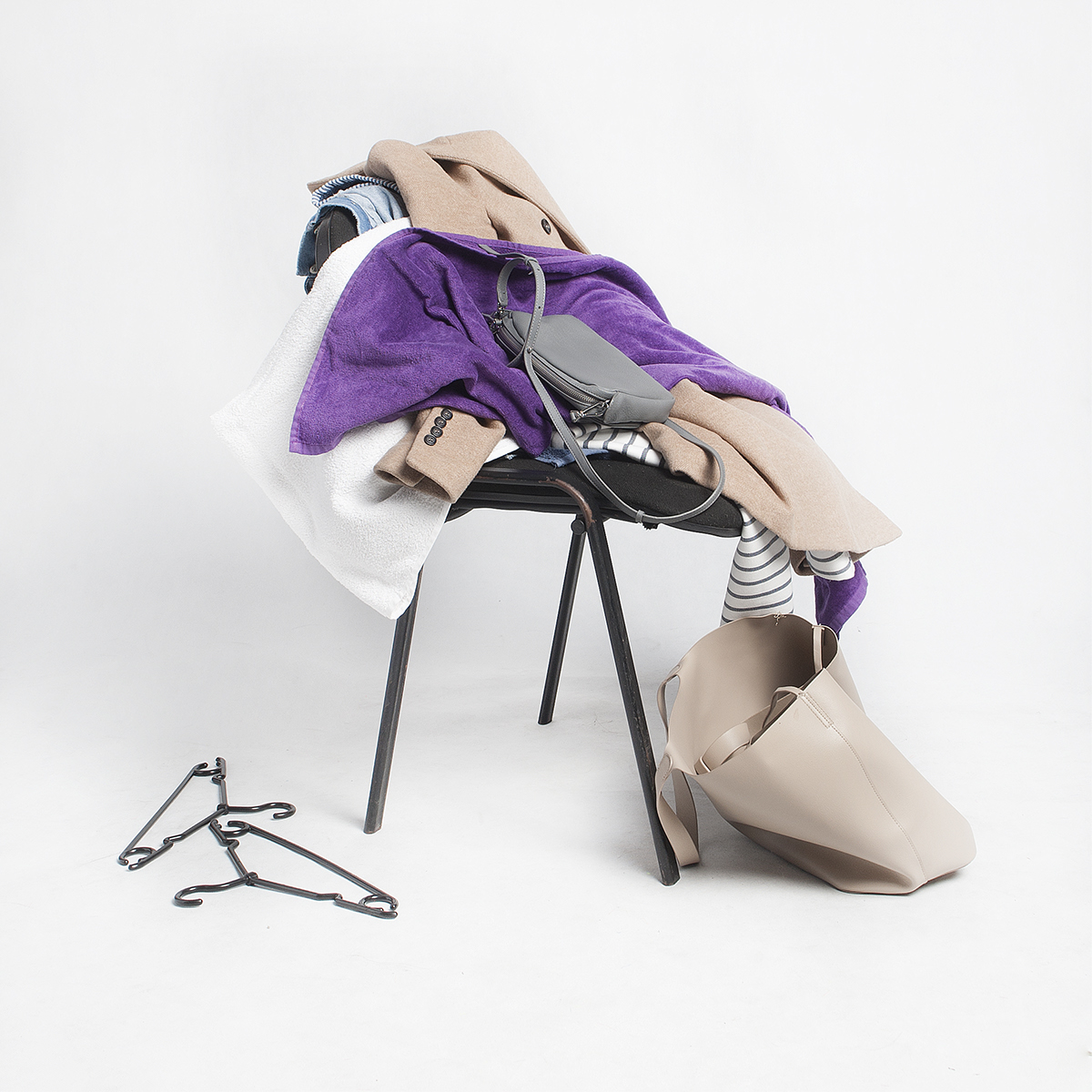 product design，furniture，multi-function，coat hanger，chair，