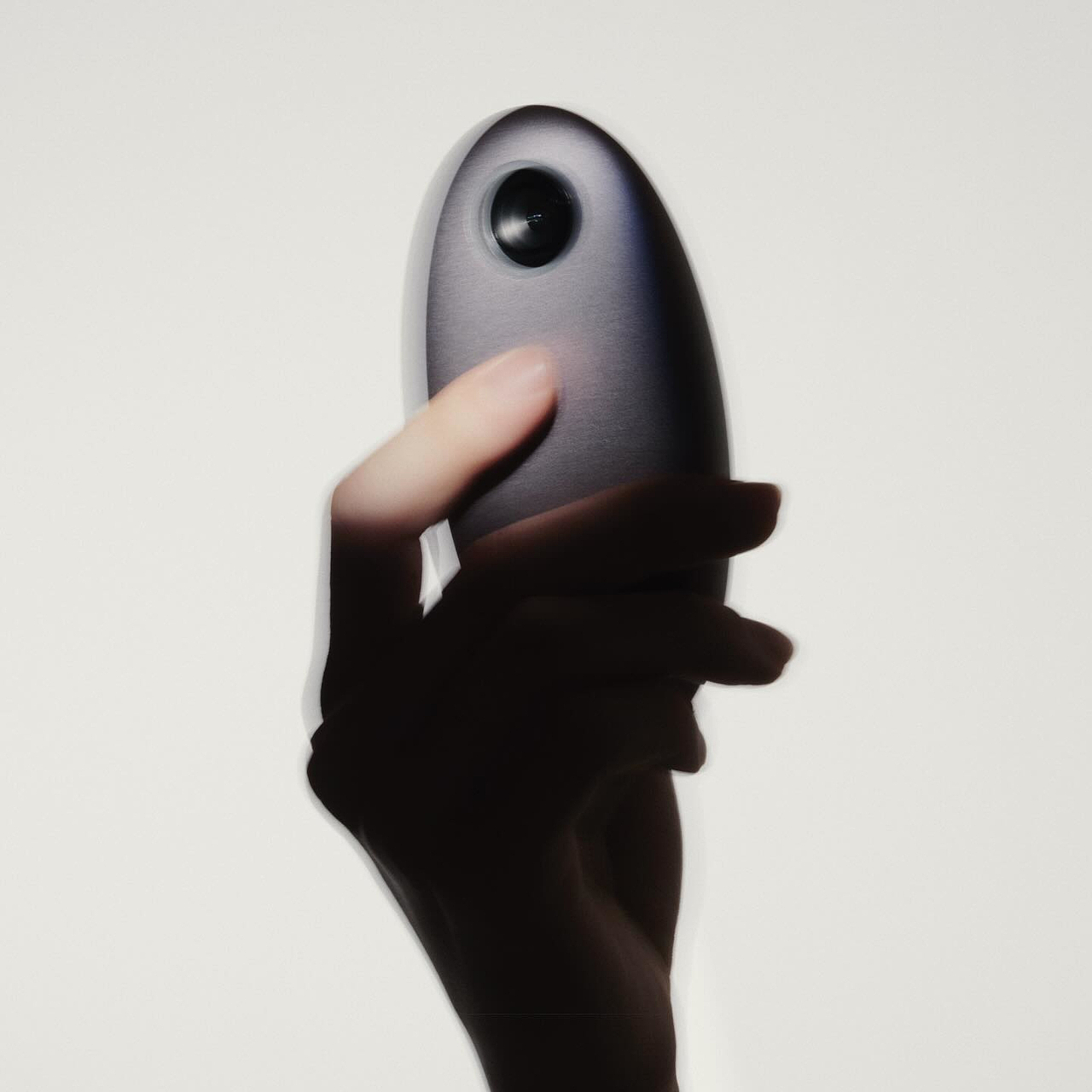 kyu camera，Spotify，Minimalist design ，Deposits，Ergonomics，