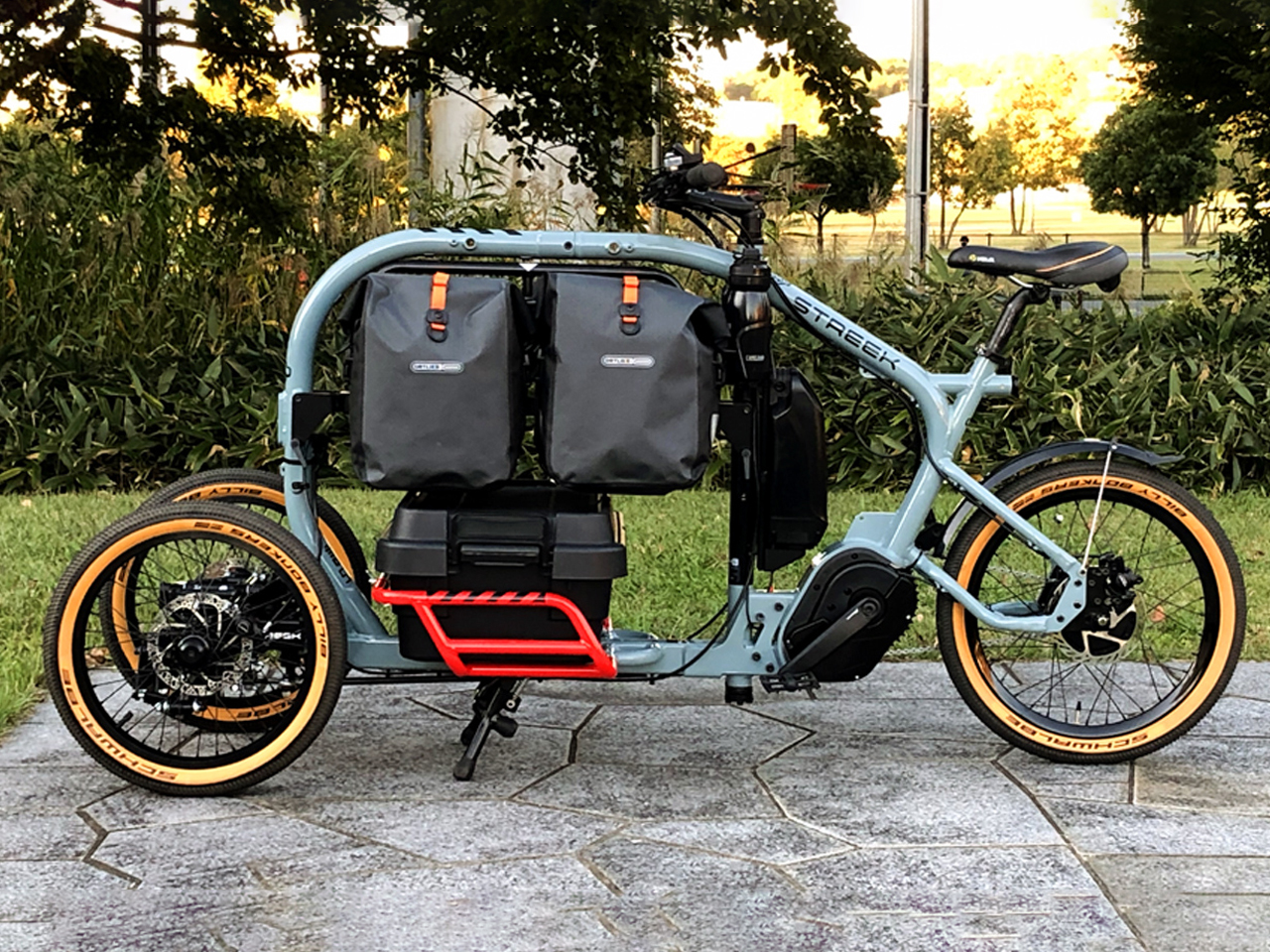 Addmotor Grandtan X，Repower，three-wheel delivery motor lorry，Dragonfly VIN #1，