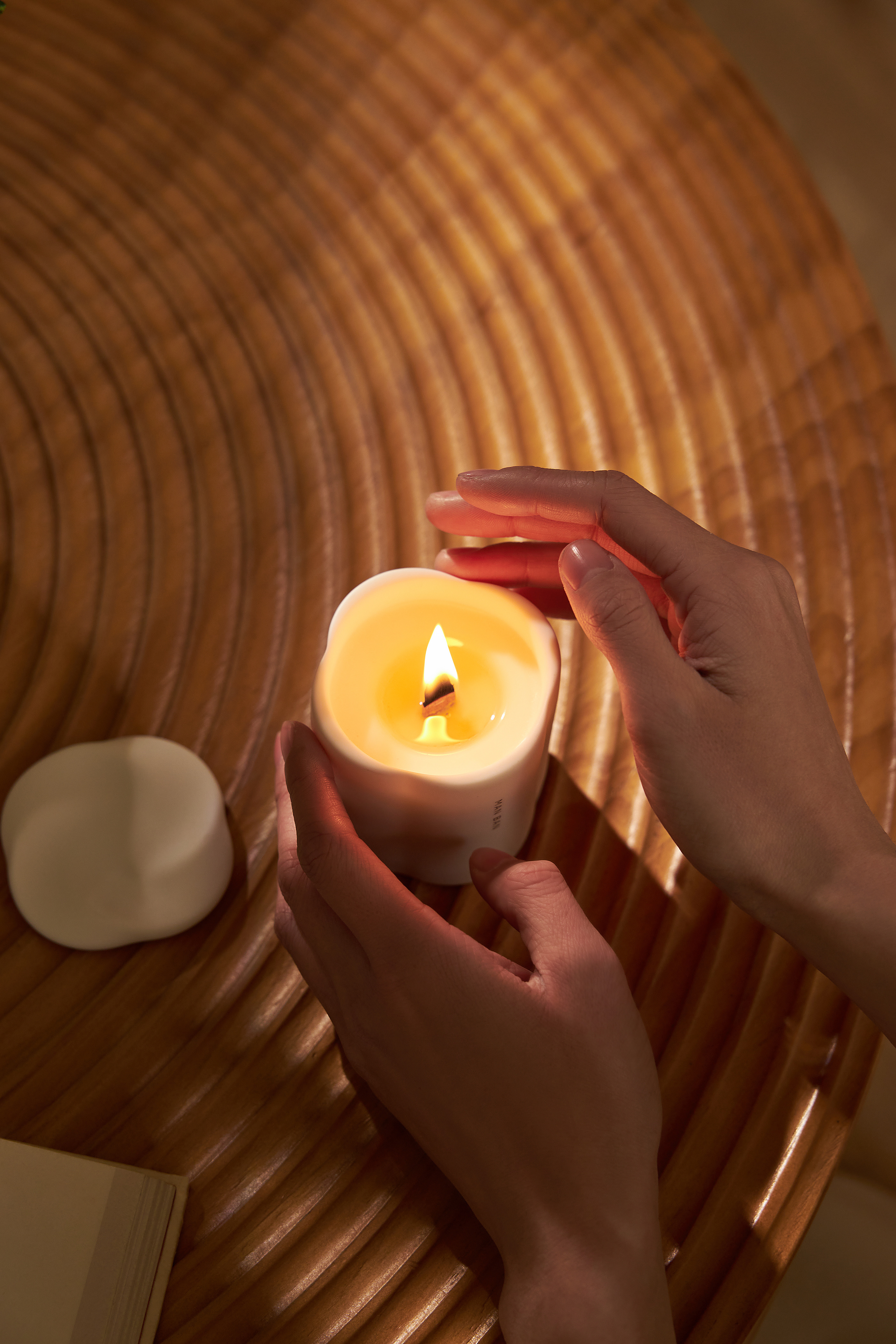 Slow Companion (ManBan)| Aromatherapy Candle，