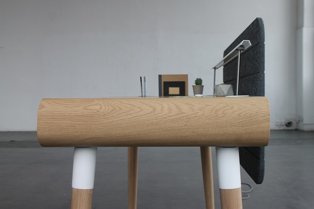 Store things，empty space ，Table，