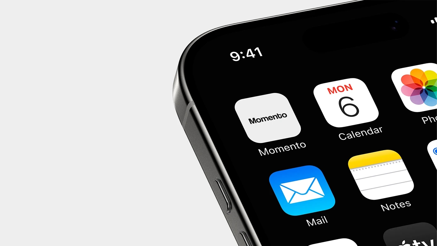 camera，Digital，electronic product，Momento，