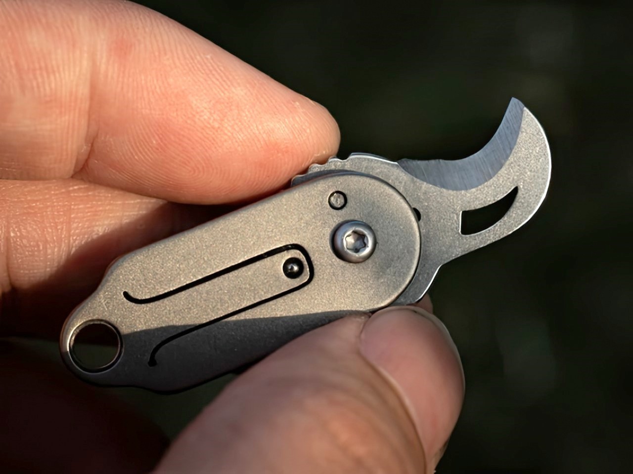 Titanium knife，Portable，EDC，ScytheBlade，Mini，