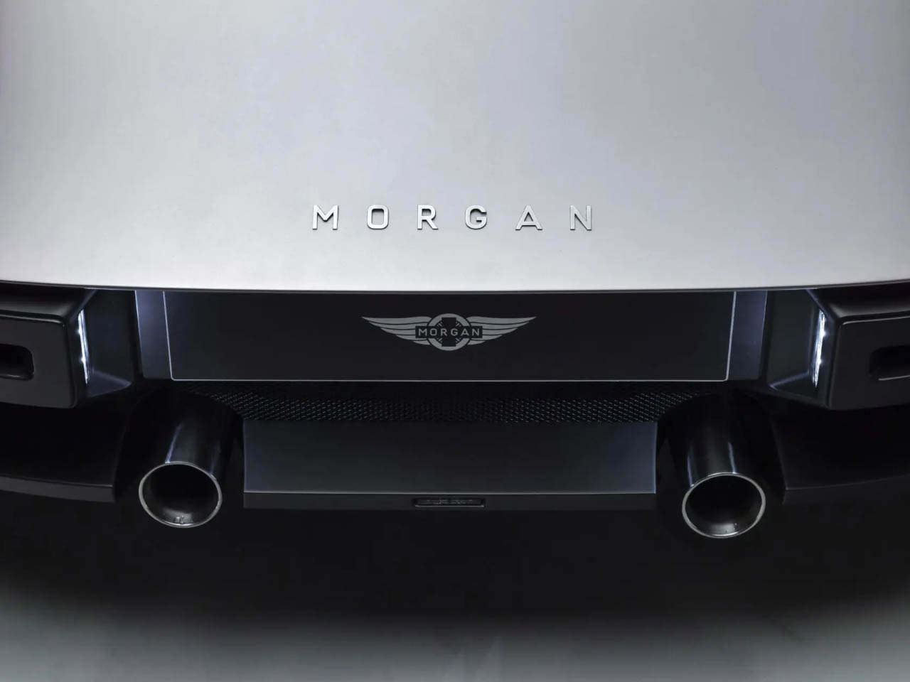 Super car，Retro Aesthetics，Morgan Supersport，British car，aerodynamics，