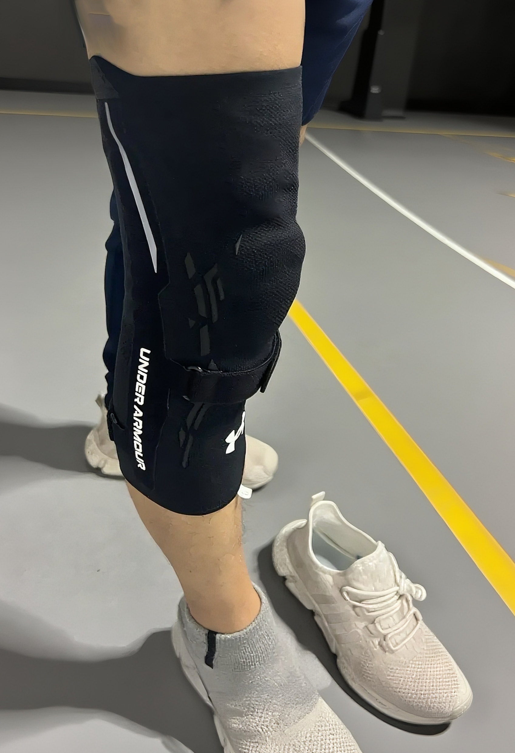 Andema，underamour，kneepad，protective clothing，