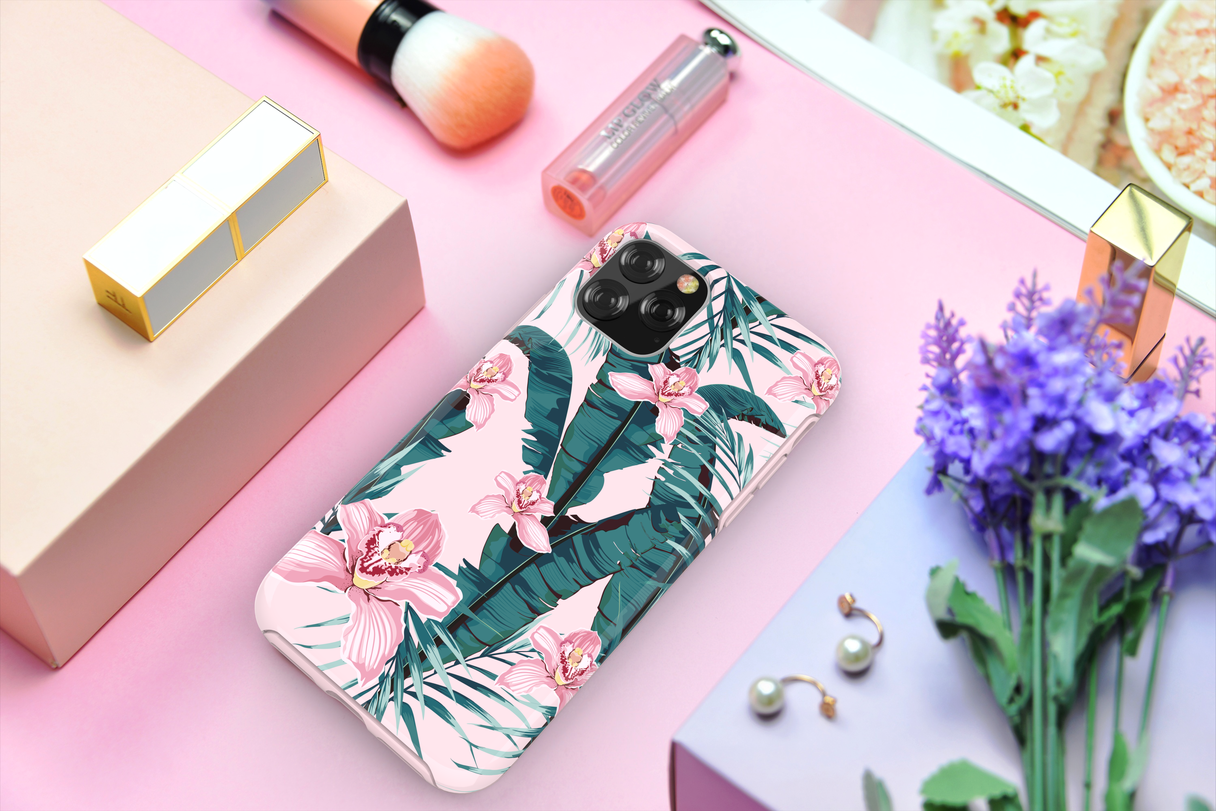 Charger，portable battery，data line，Mobile phone shell，headset，Wireless charging，