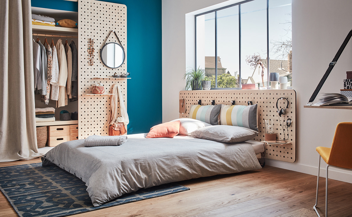 woodiness，door，Backboard，Receive，