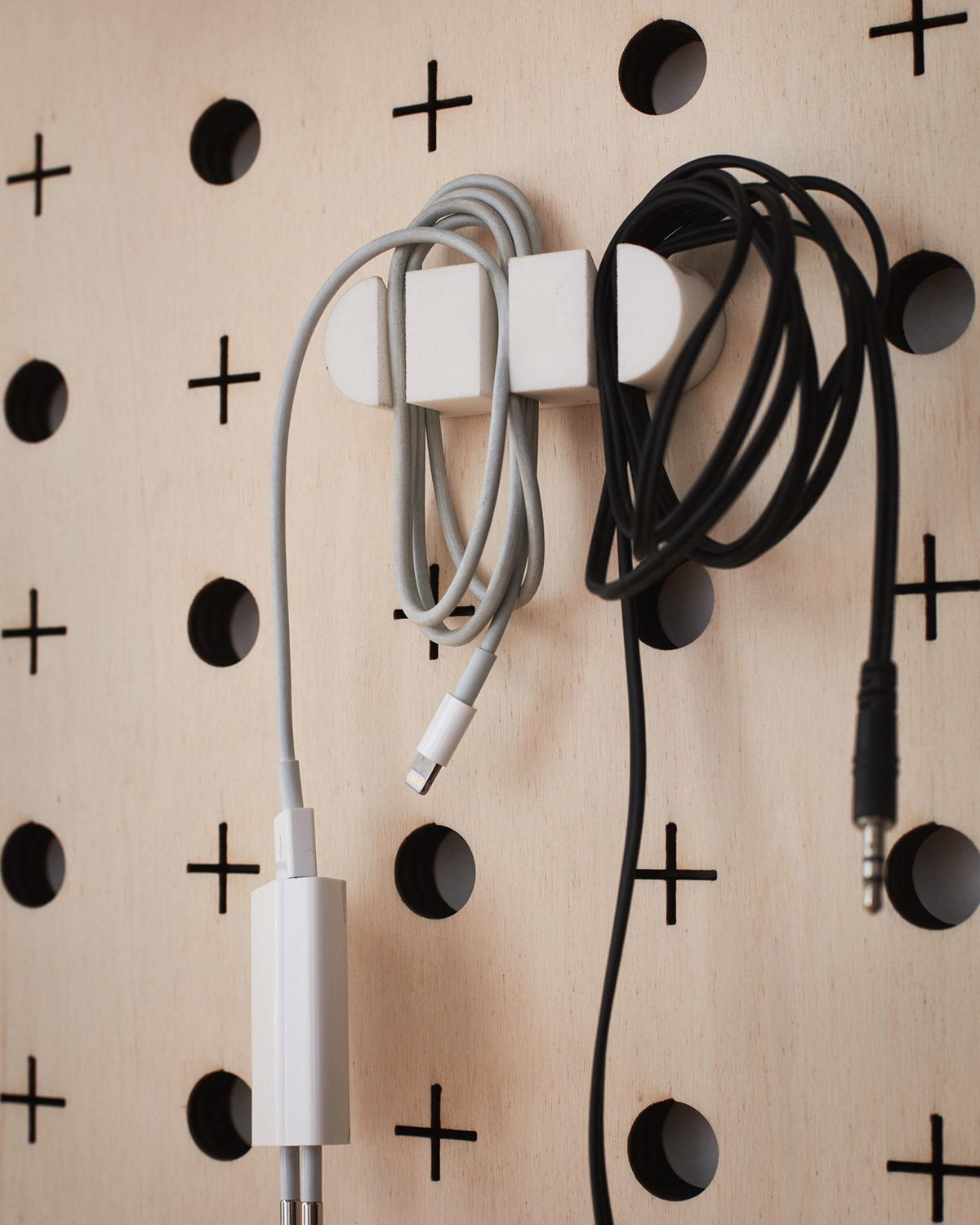 woodiness，door，Backboard，Receive，