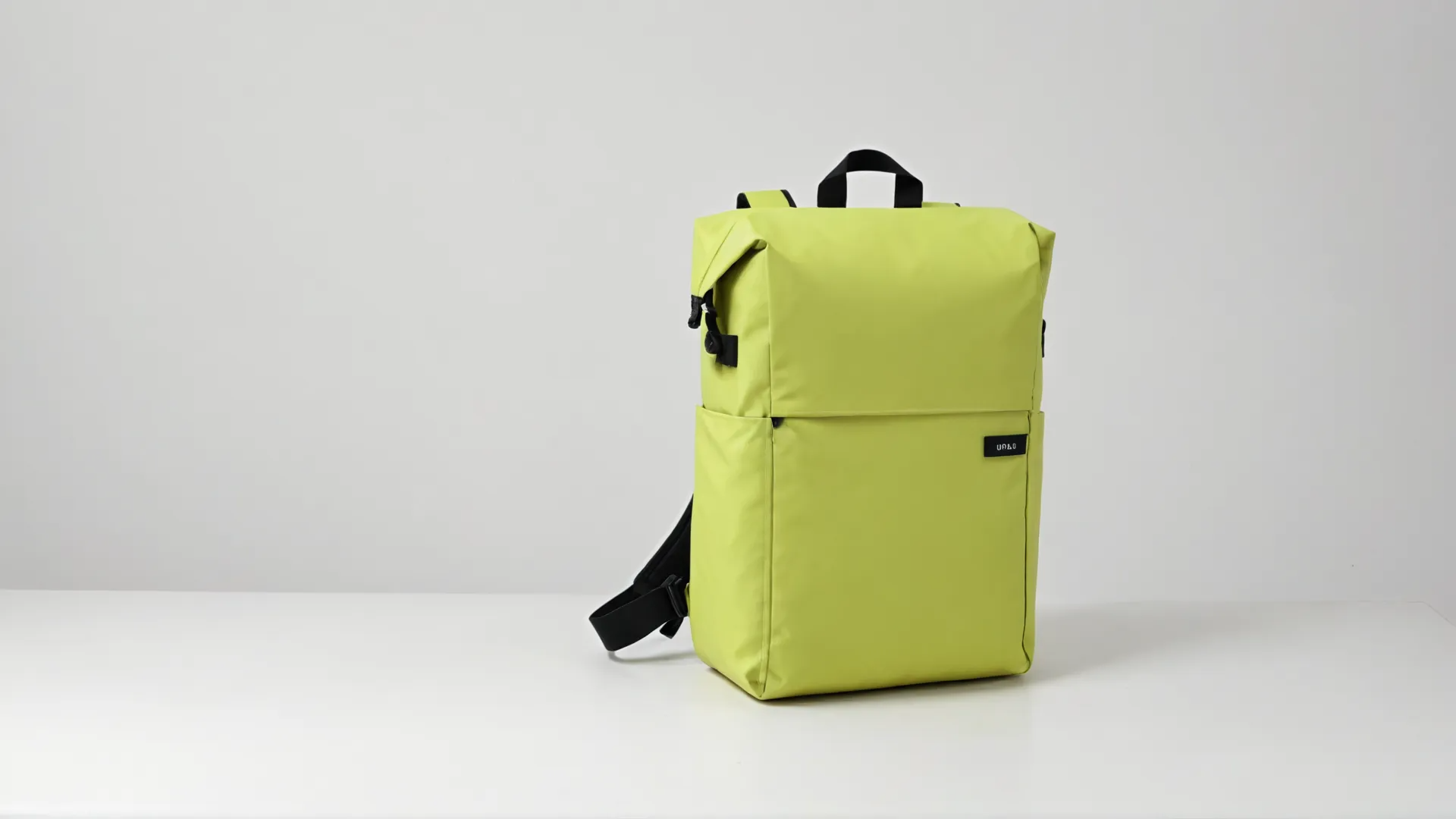 Outdoor waterproof backpack，