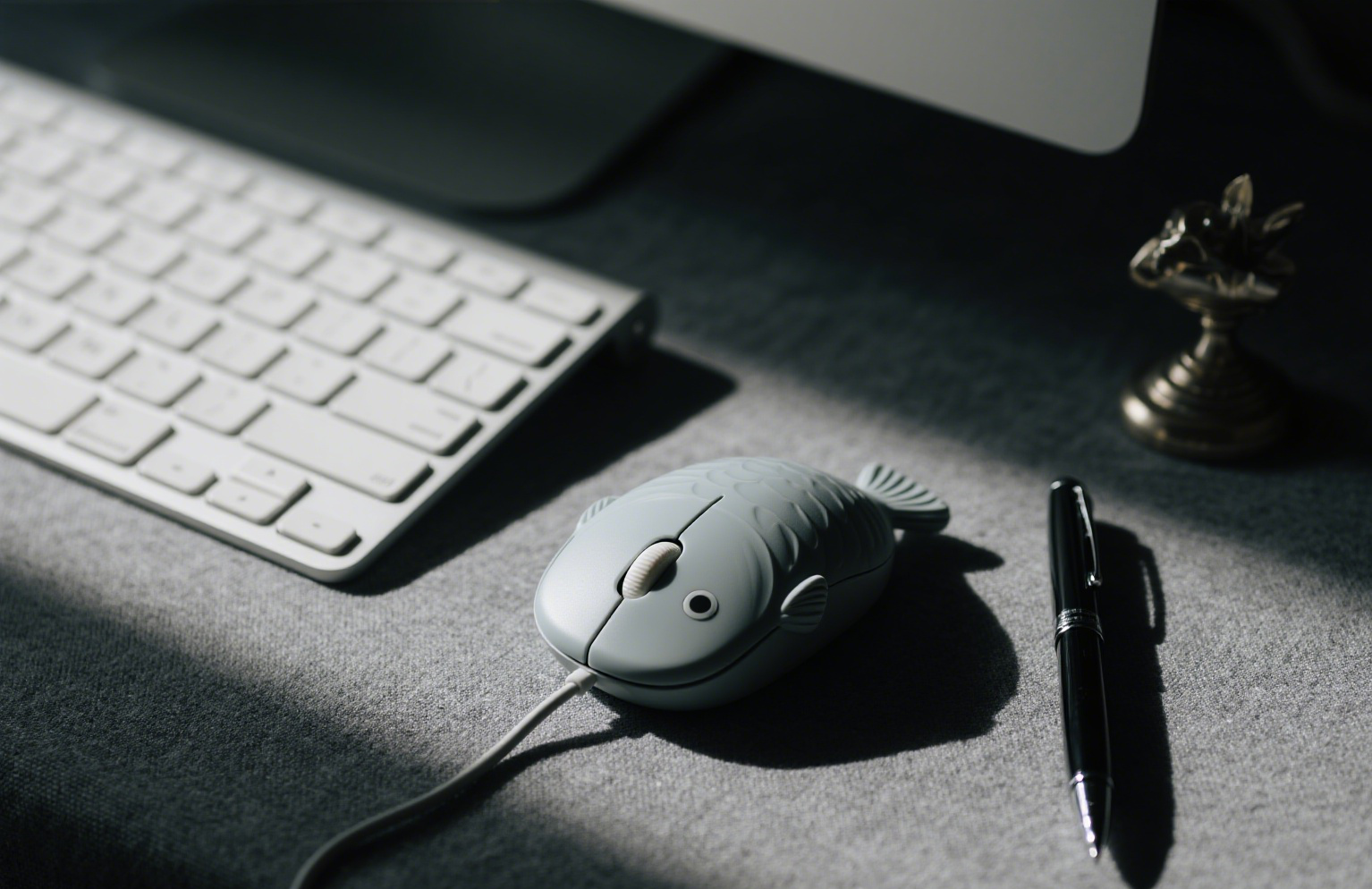 mouse，electronic product，Bionics Design ，Color matching，3c，