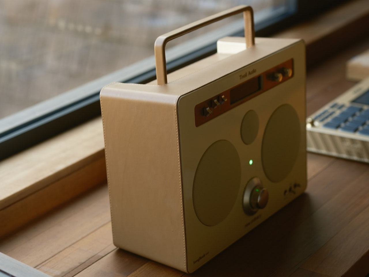 Tivoli Audio，Porsche，Retro speaker，limited joint，Bluetooth，