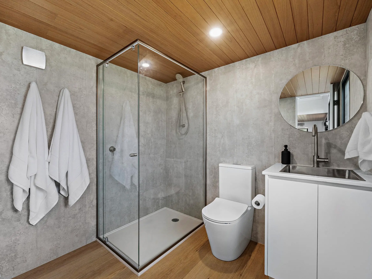 Tiny House，solar energy，Movable Cabin，Touring car，camping，