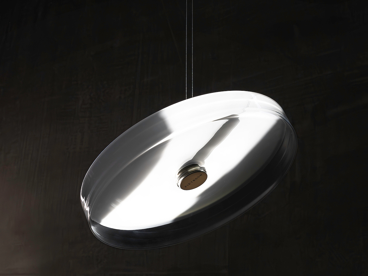 Luno Lamp，Piet Boon，Adjustable halo，Minimalist design ，Halo atmosphere，