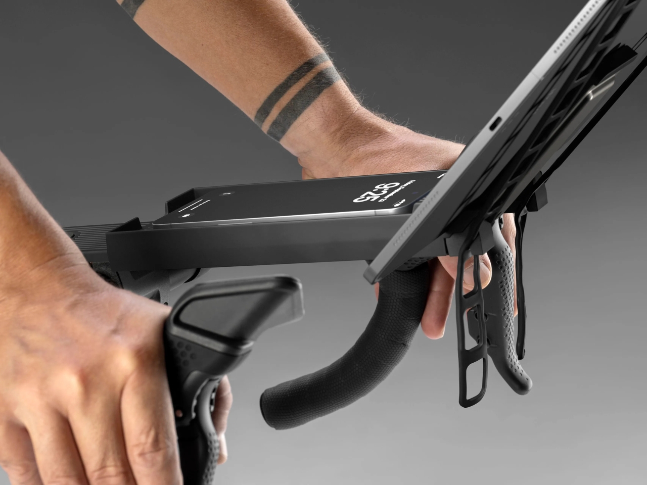 Fitness equipment，Indoor Bicycle，Square，Salone del Mobile，