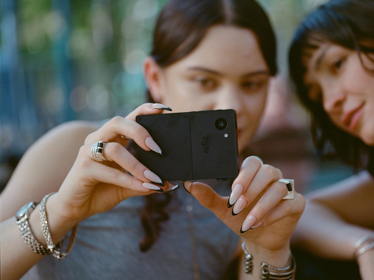 Light phone III，mobile phone，Digital，electronic product，