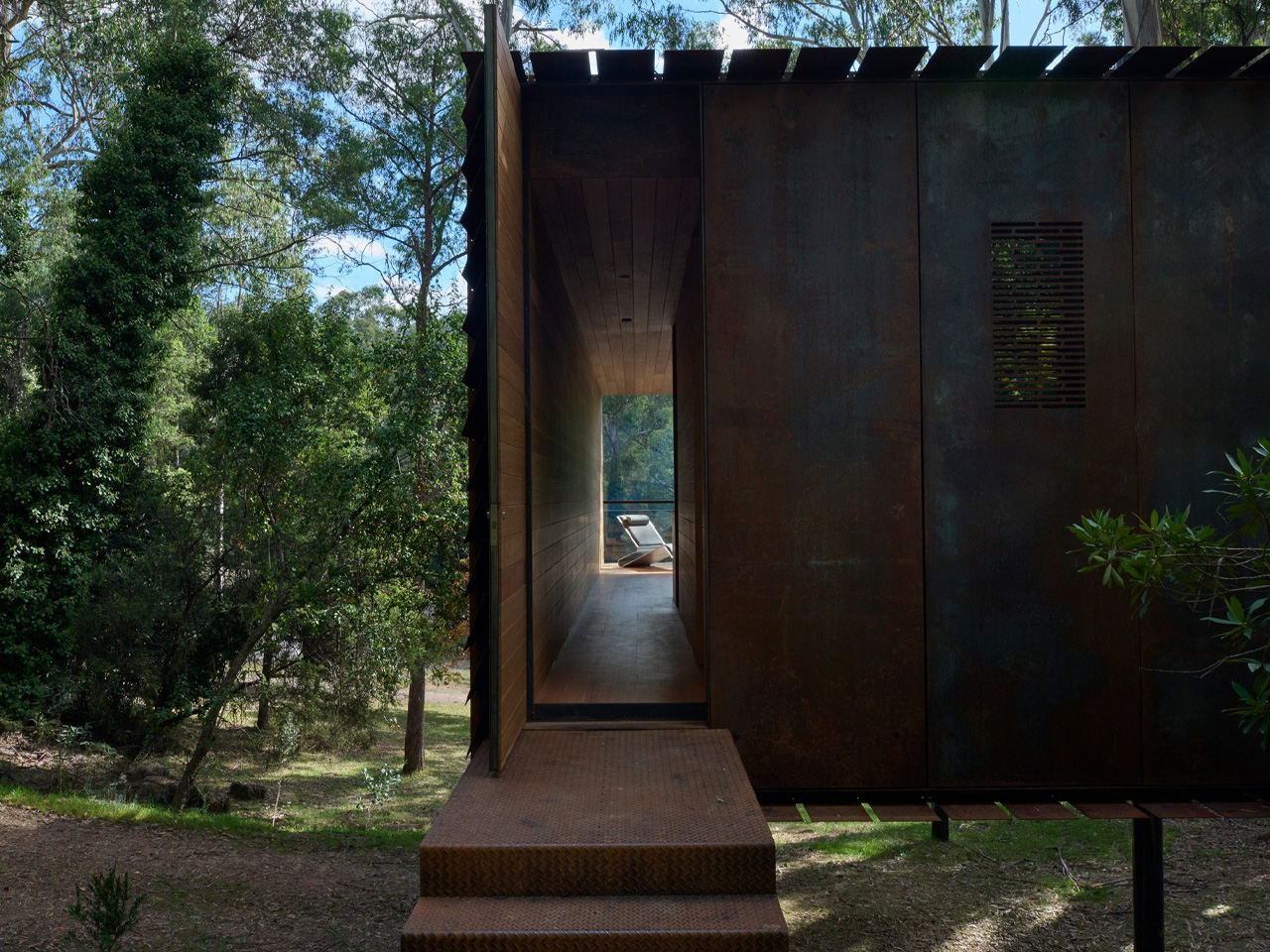 Australian Tree House，fire protection design，on vacation，Sawmill Treehouse，Ash，