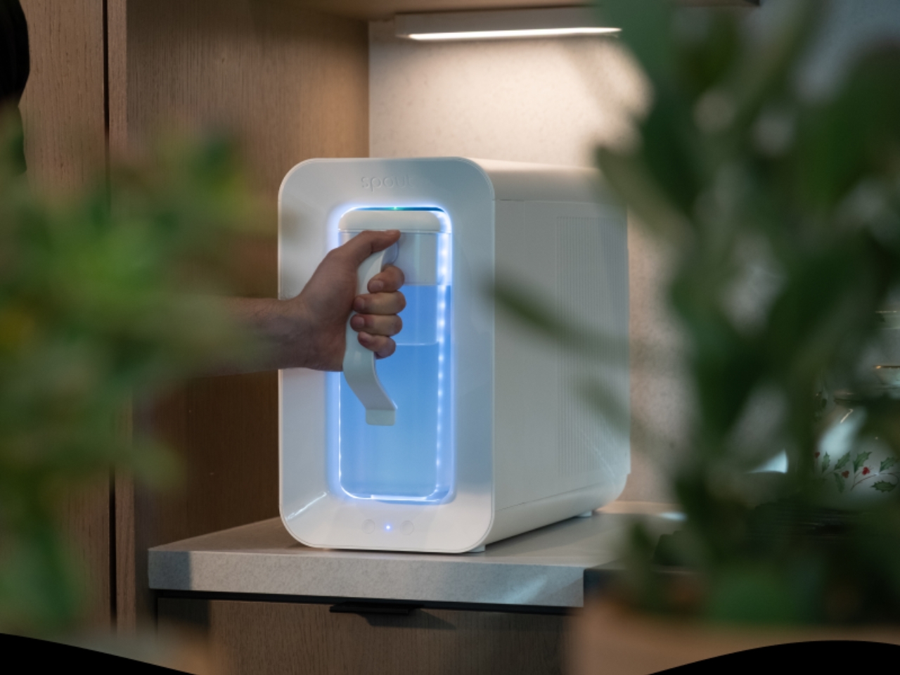 Air to make water，Water purifier，alkaline water，Sustainable drinking water，