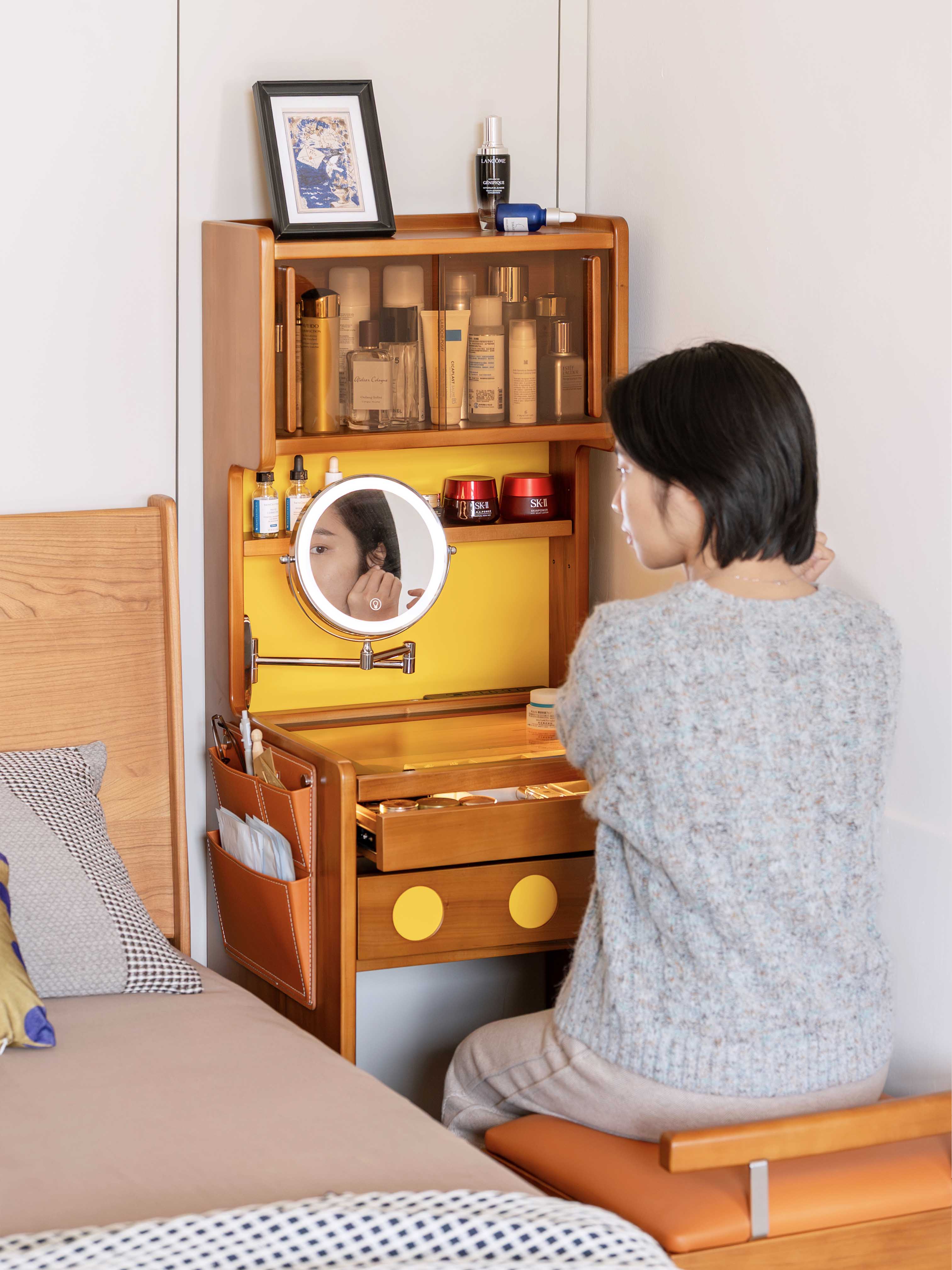 Original design，furniture design ，Residential Furniture，Solid wood furniture，Dresser design，medieval furniture，