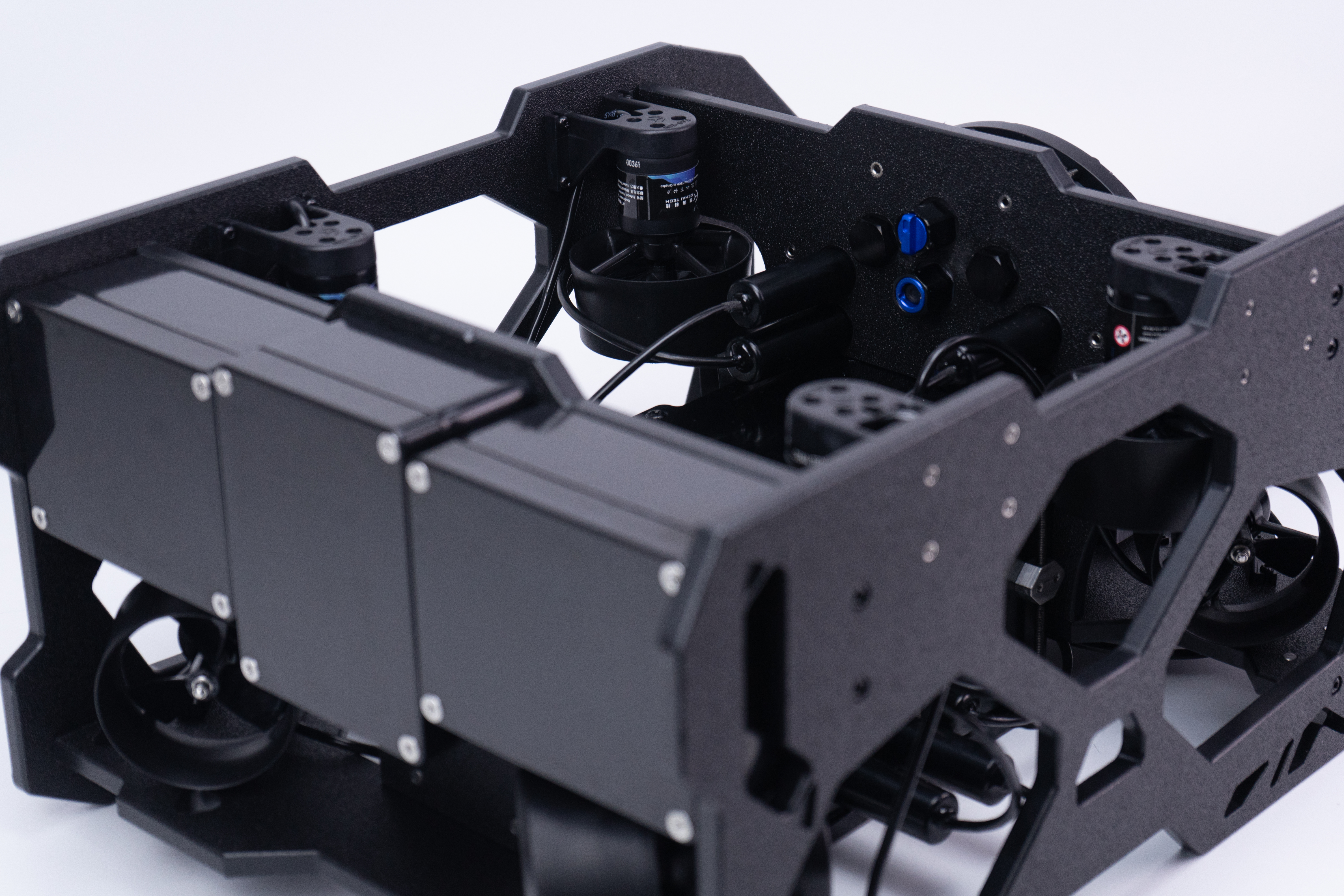 Sea Scooter ，Underwater vehicle，underwater exploration，underwater cleaning，underwater fishing，Underwater steering gear，8 push underwater robot，Ce Hai Technology，