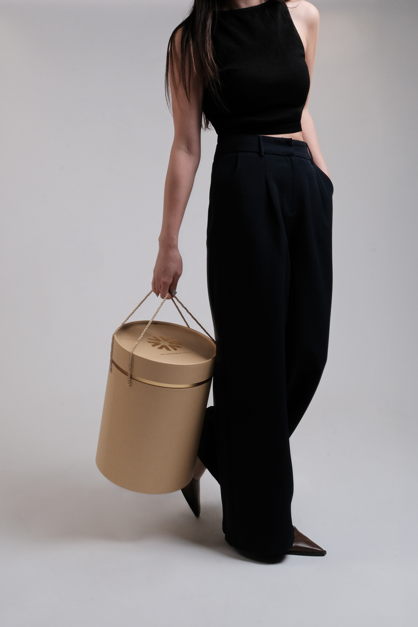 NAA，ceramics，Sustainable design，vase，Champagne barrel，