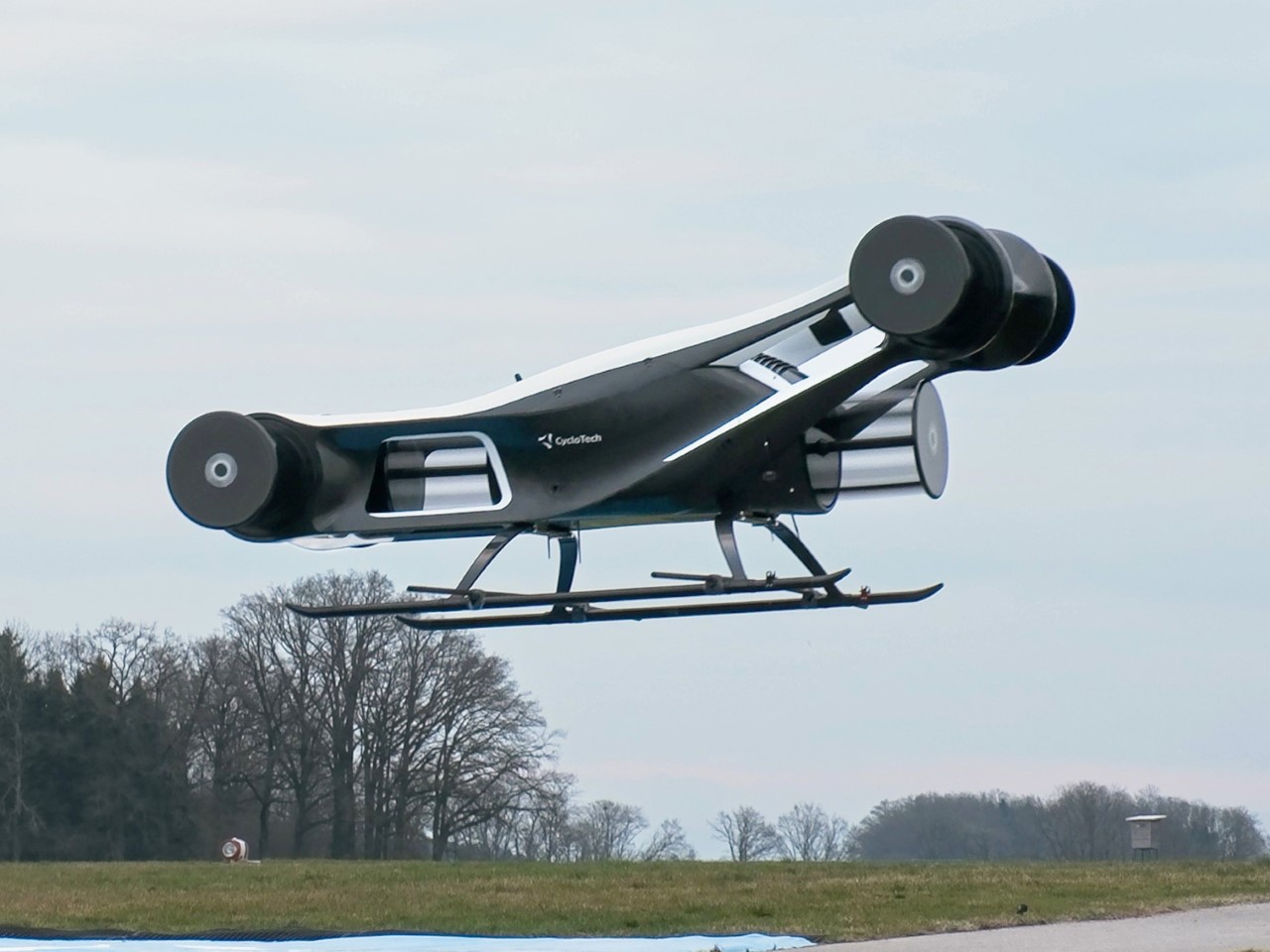 Cyclorotor，Cyclotech Blackbird，Flying car，vector thrust，roller rotor，