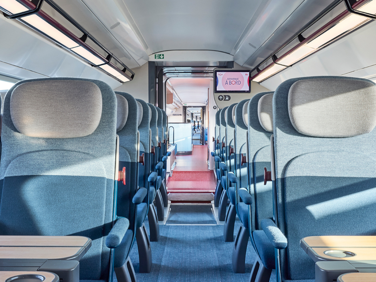 product design，Train interior design，Train interior，TGV Inoui，