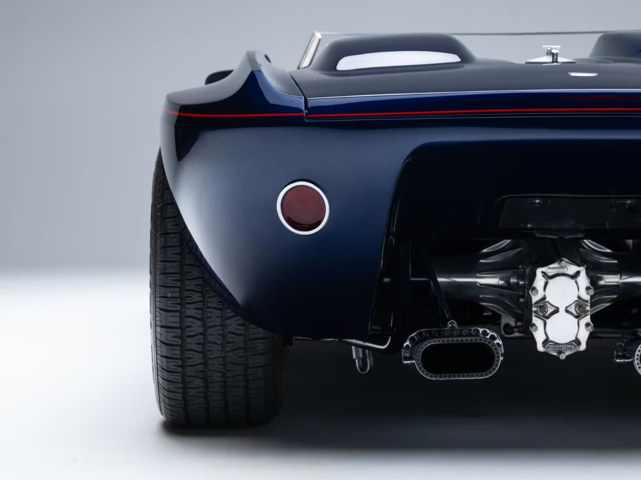 vehicle，Sports car，Excalibur RS，automobile，