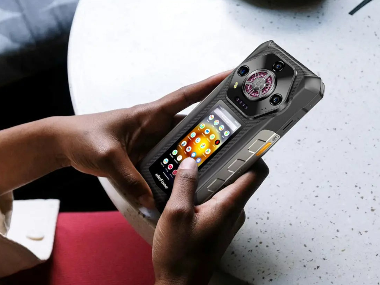 Ulefone Armor 30 Pro，Outdoor mobile phone，Dual screen design，strong，