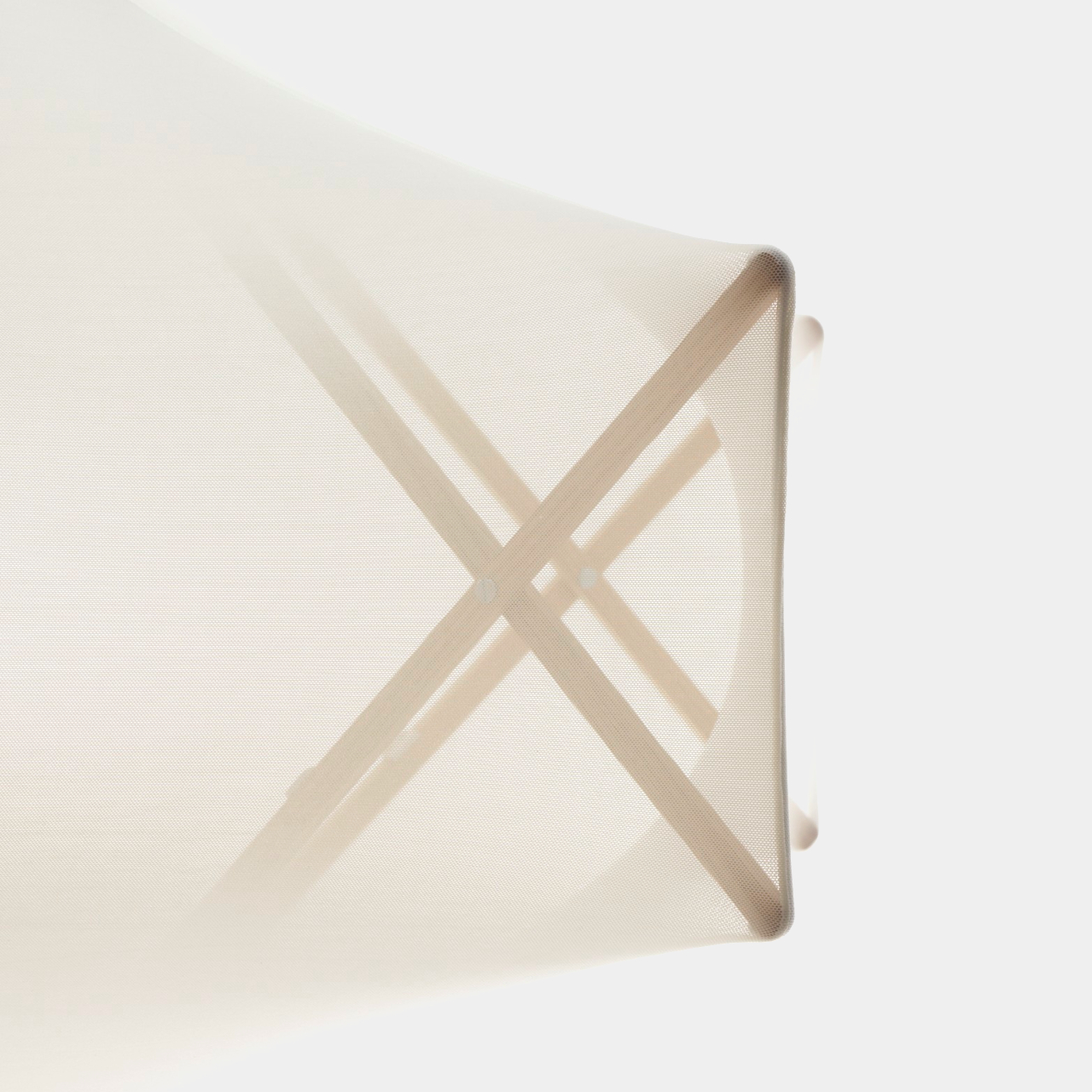 Sorpresa，lamps and lanterns，a chandelier，furniture，