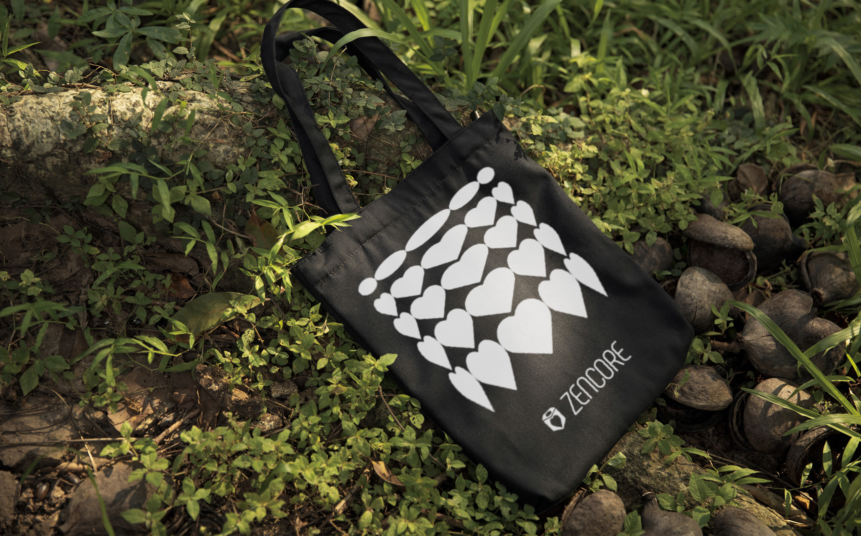 Coffee，Make coffee by hand，White noise，Light and shadow，