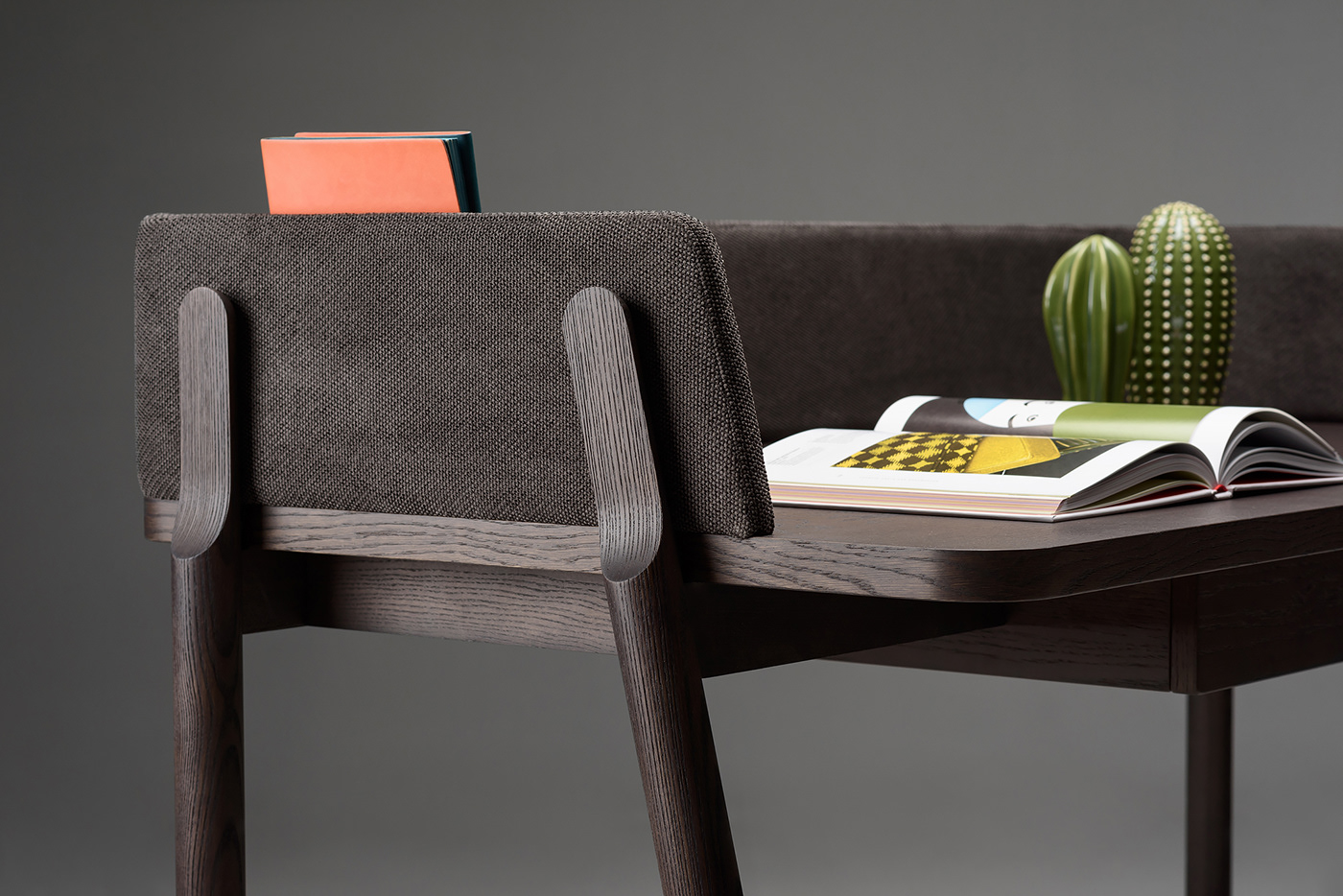 Table，woodiness，Ash，concise，