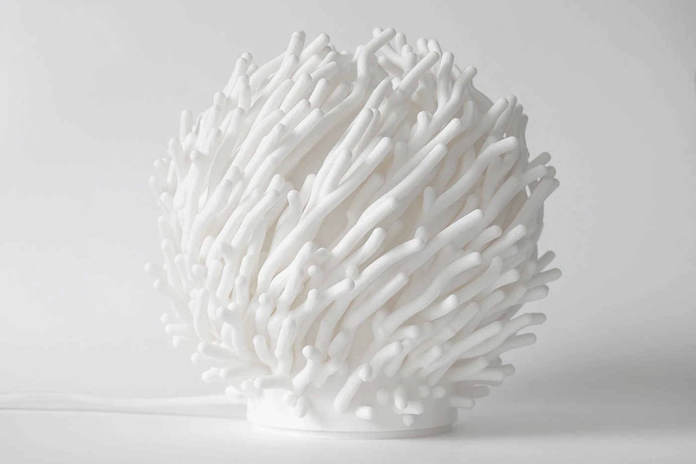 LEORA，lamps and lanterns，Sculpture lamp，Sphere Design，pla，