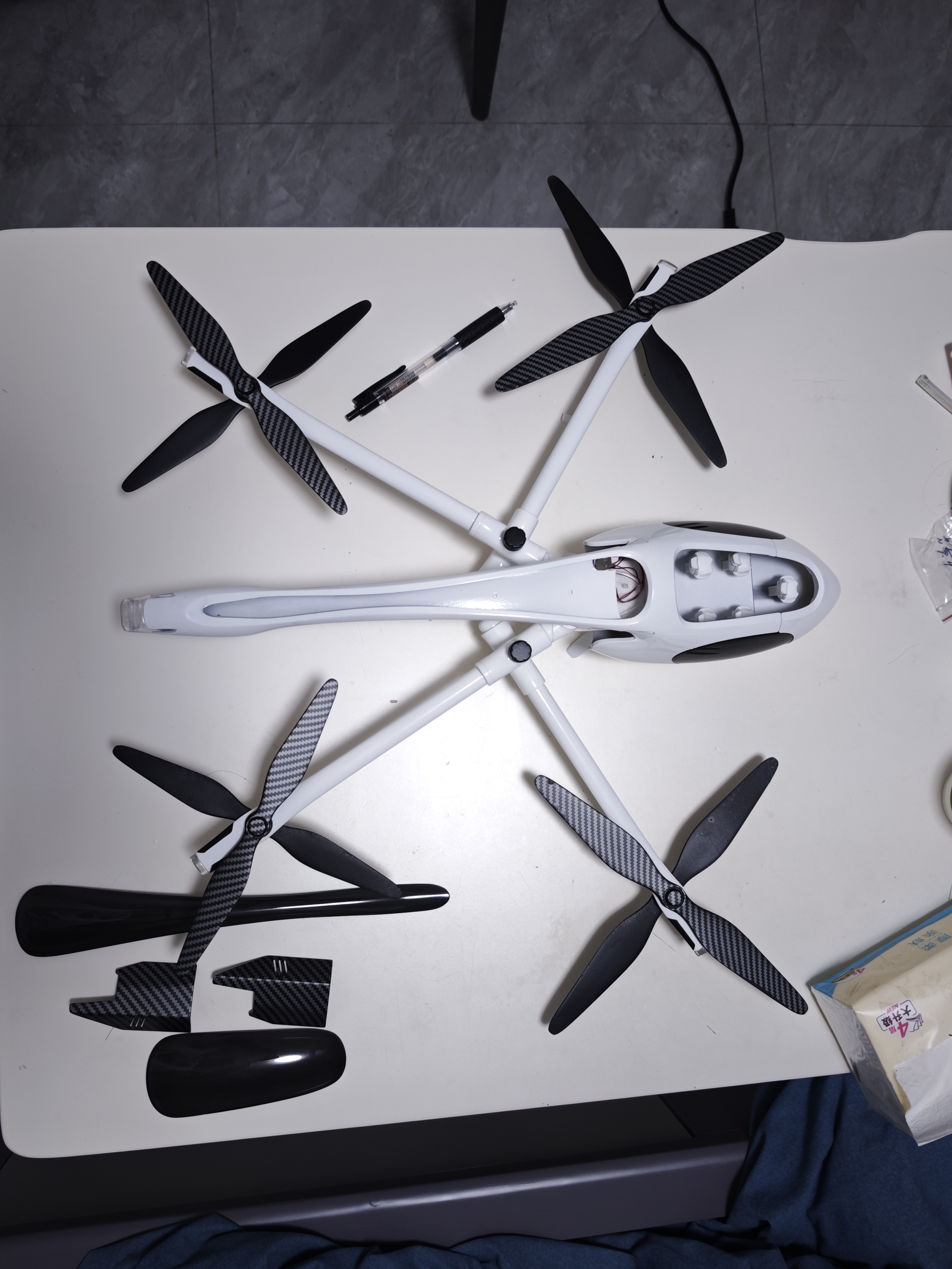 vehicle，Bionics Design ，conceptual design，