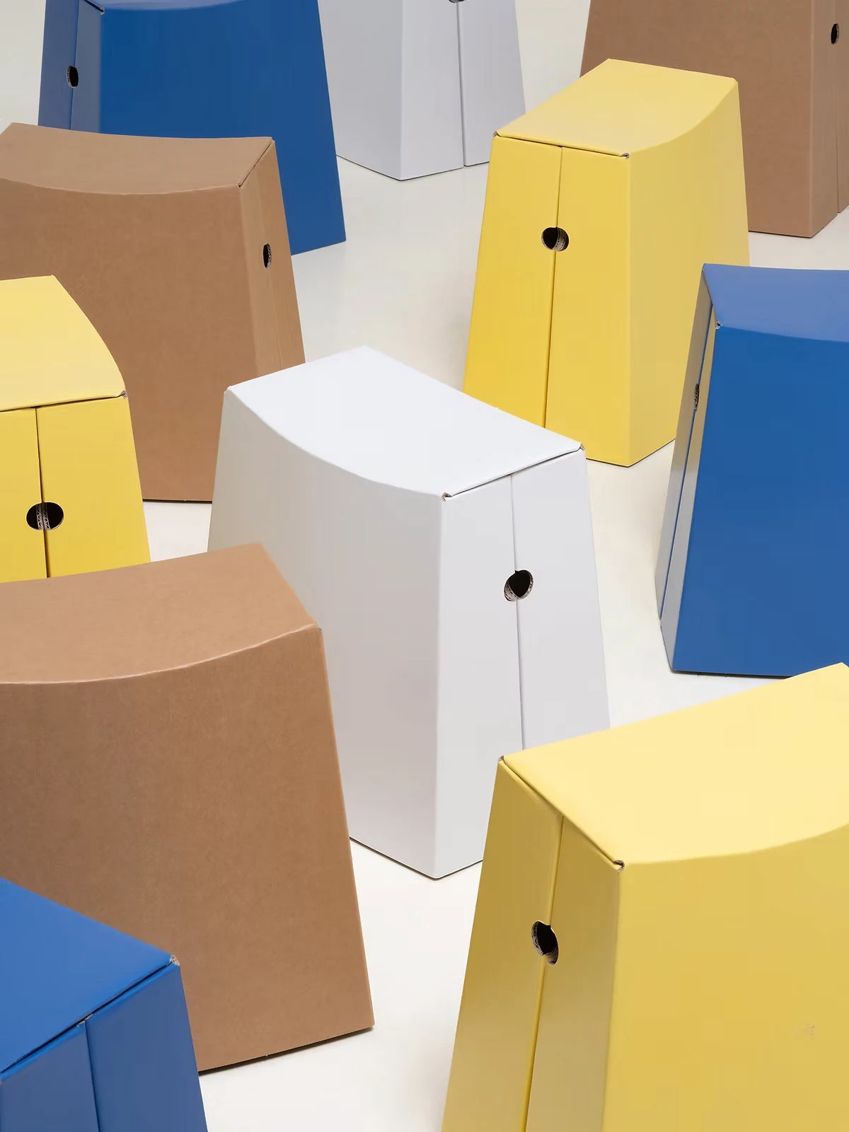 workshop，stool，carton，Comfortable load-bearing，Flat packaging，