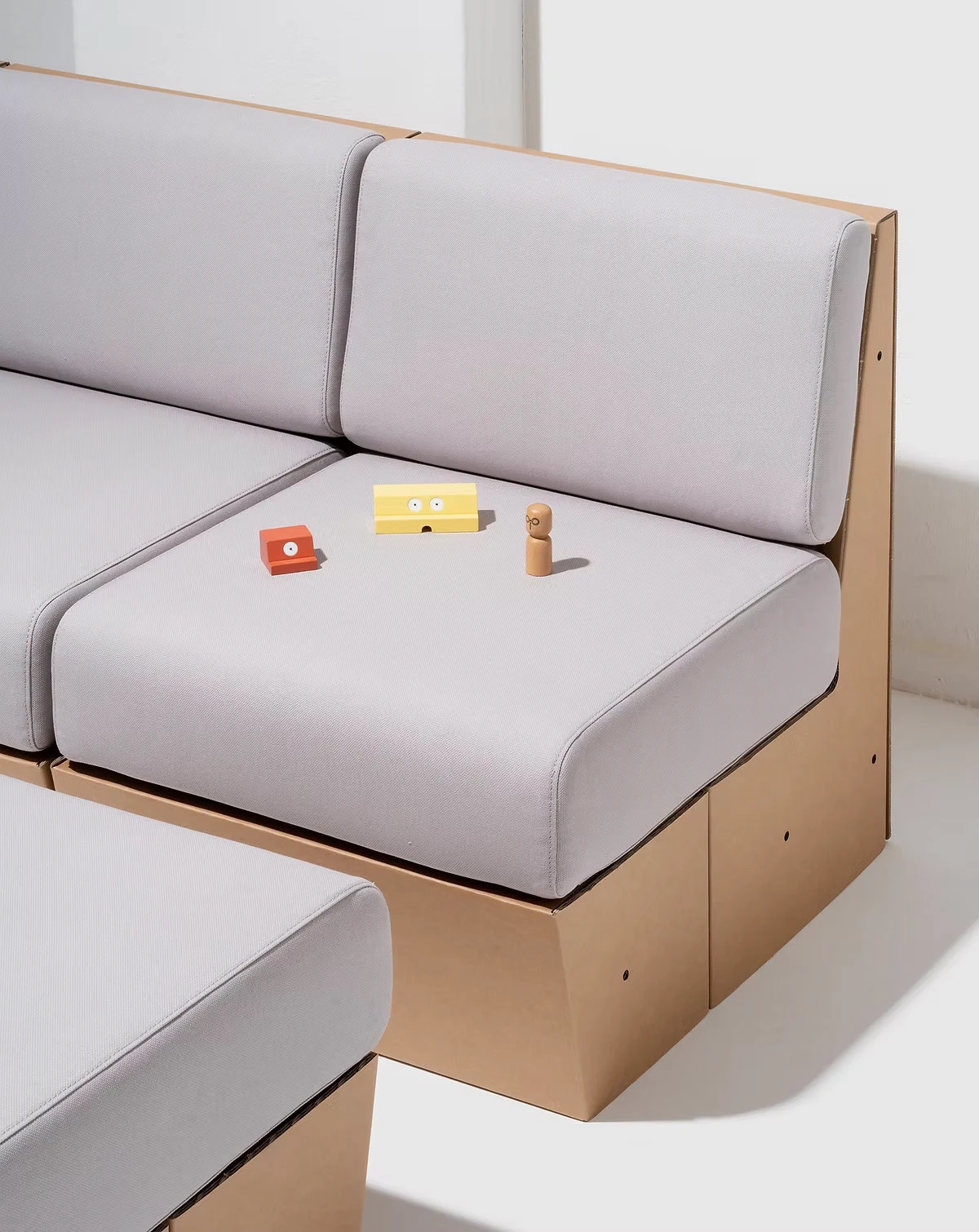 Voyage，PAPER POP，Cardboard Sofa，modularization，Environmental protection design，