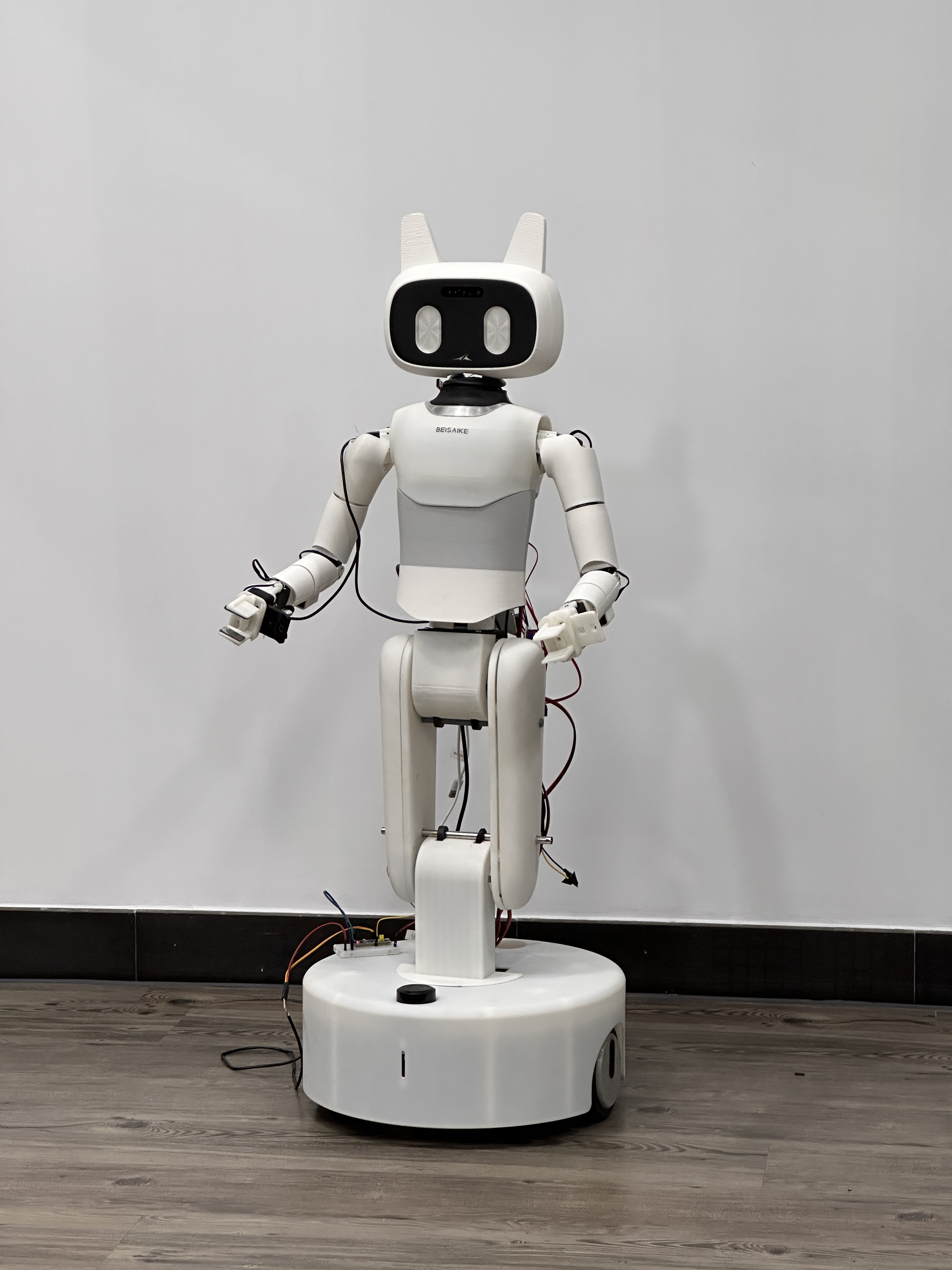 Humanoid robot，Home service robot，Companion robot，Elderly care robot，robot，Just for fun.，physical intelligence，