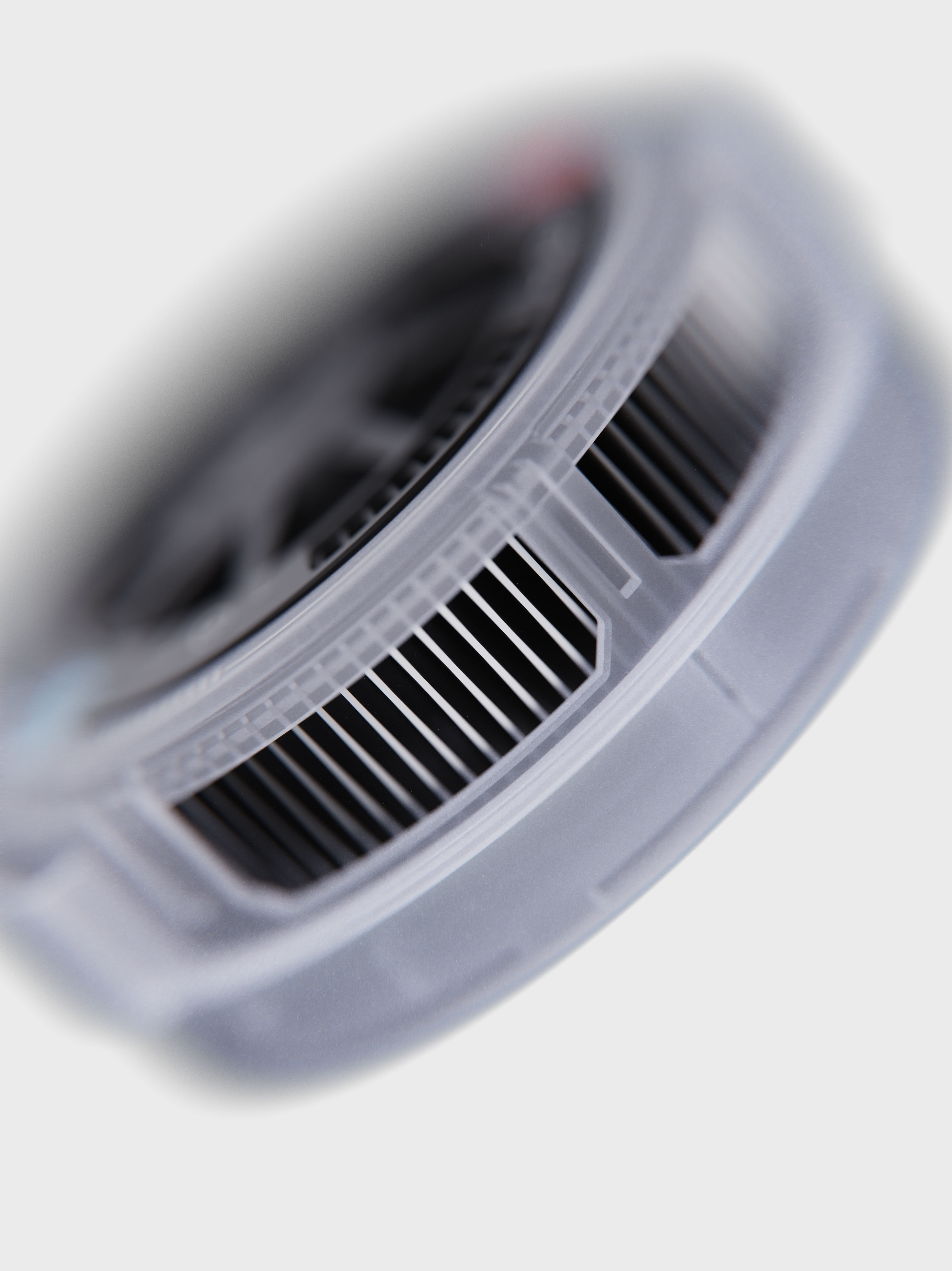 Mobile phone radiator，Magnetic attraction，semiconductor，icing refrigeration，cooling，Translucent matte，