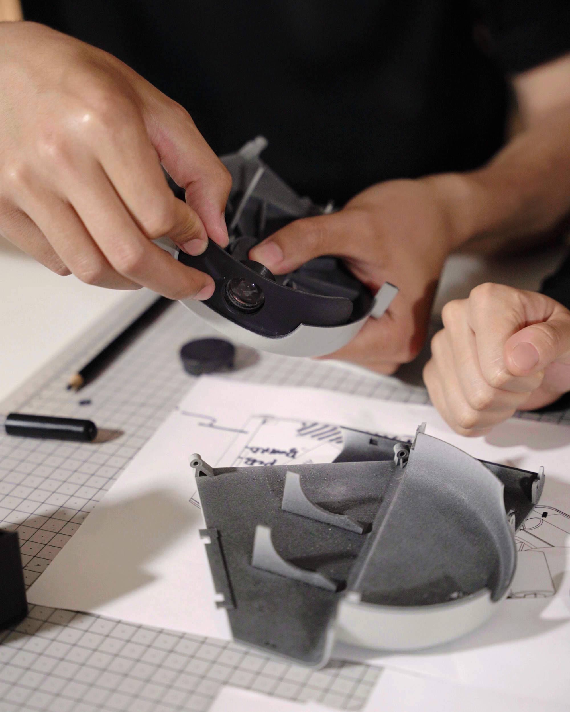 intelligence，Aromatherapy machine，capsule，Fragrance machine，product design，industrial design，Aromatherapy diffuser，Atmosphere lamp，