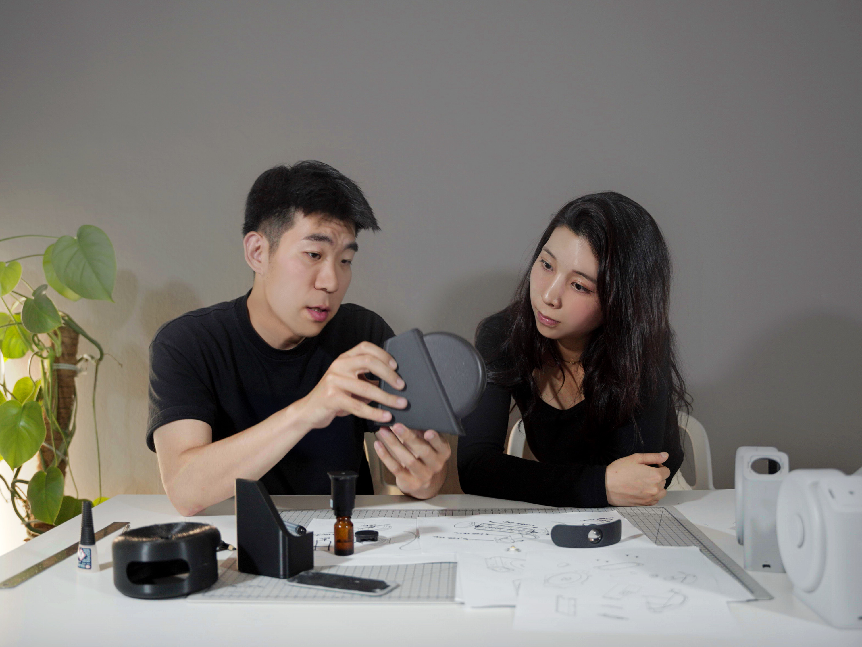 intelligence，Aromatherapy machine，capsule，Fragrance machine，product design，industrial design，Aromatherapy diffuser，Atmosphere lamp，