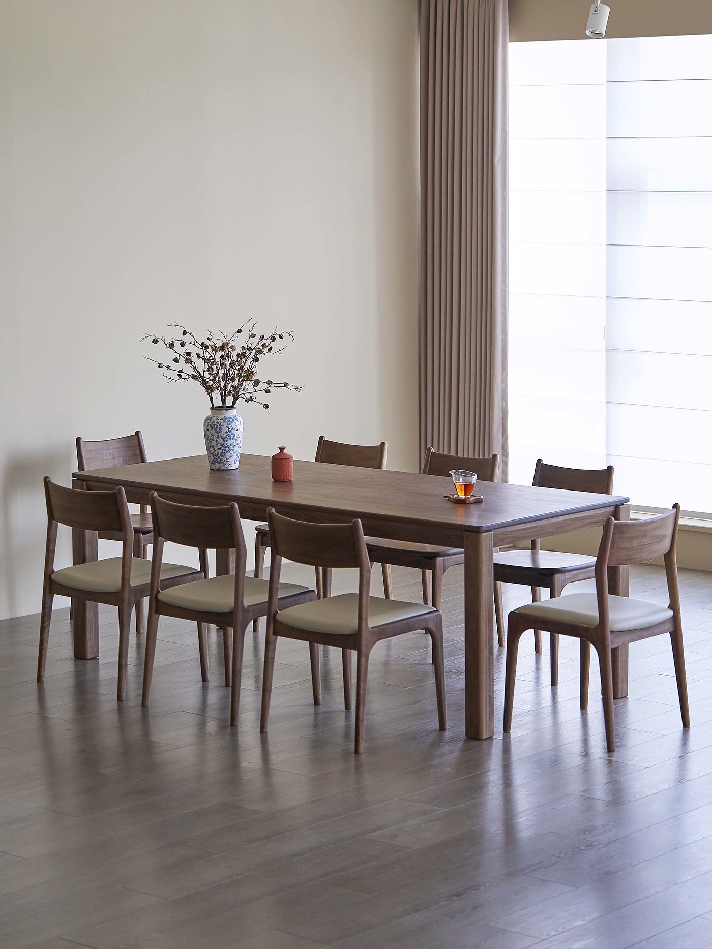 Black walnut furniture，Solid wood furniture，Original design，furniture design ，Solid wood dining table，Large board table，Residential Furniture，