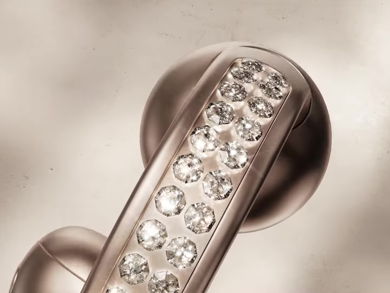 headset，Bose sound effects，crystal，Fashion Technology，Motorola，