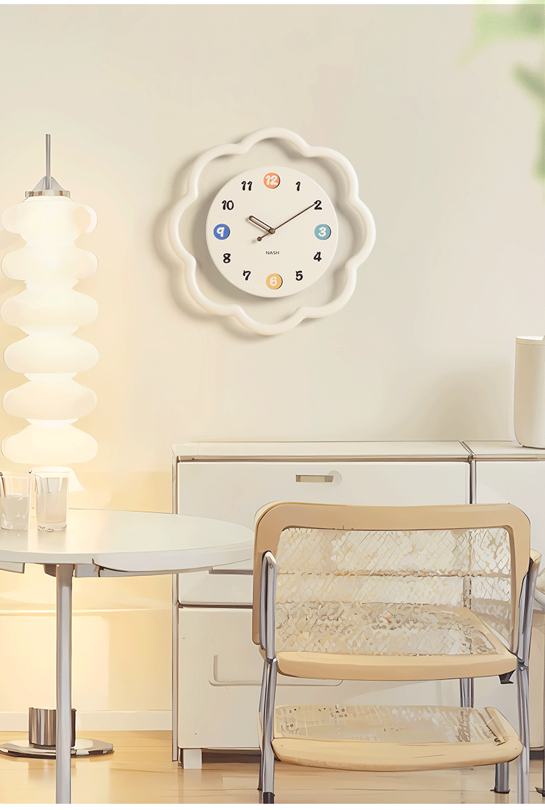 Home Furnishing，Wall clock，Cream wind，a living room，Light luxury，
