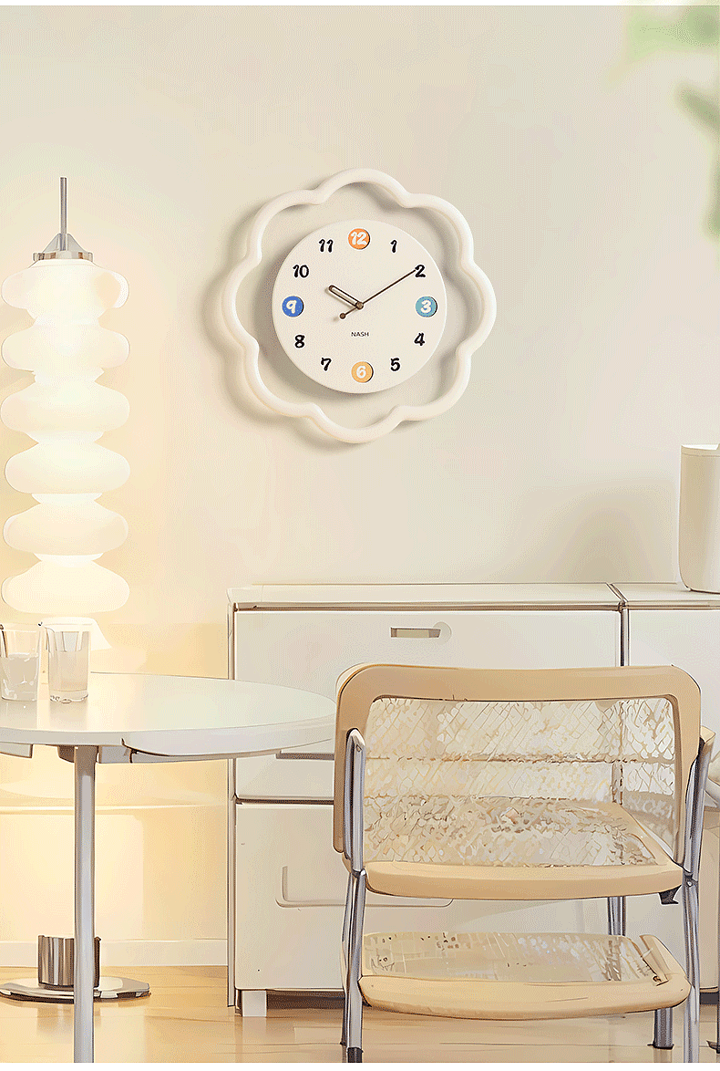 Home Furnishing，Wall clock，Cream wind，a living room，Light luxury，