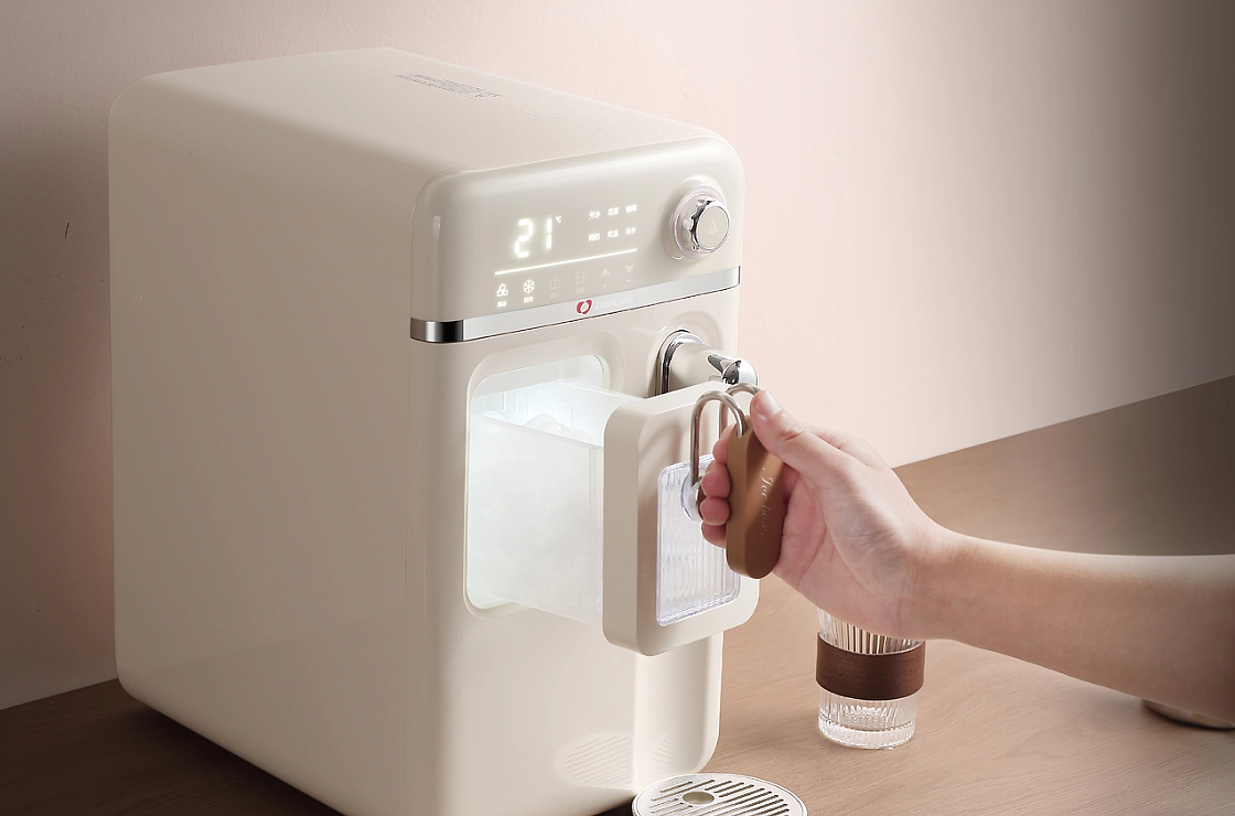 Water dispenser，instant hot ice，