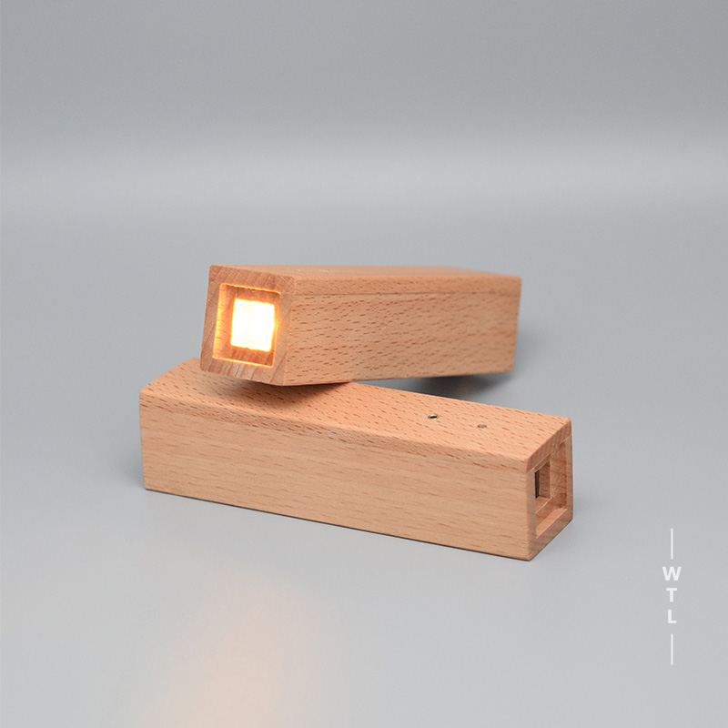 Flashlight，wooden ，solid wood，Portable，Tactile sensation，Beech，charge，lamp，