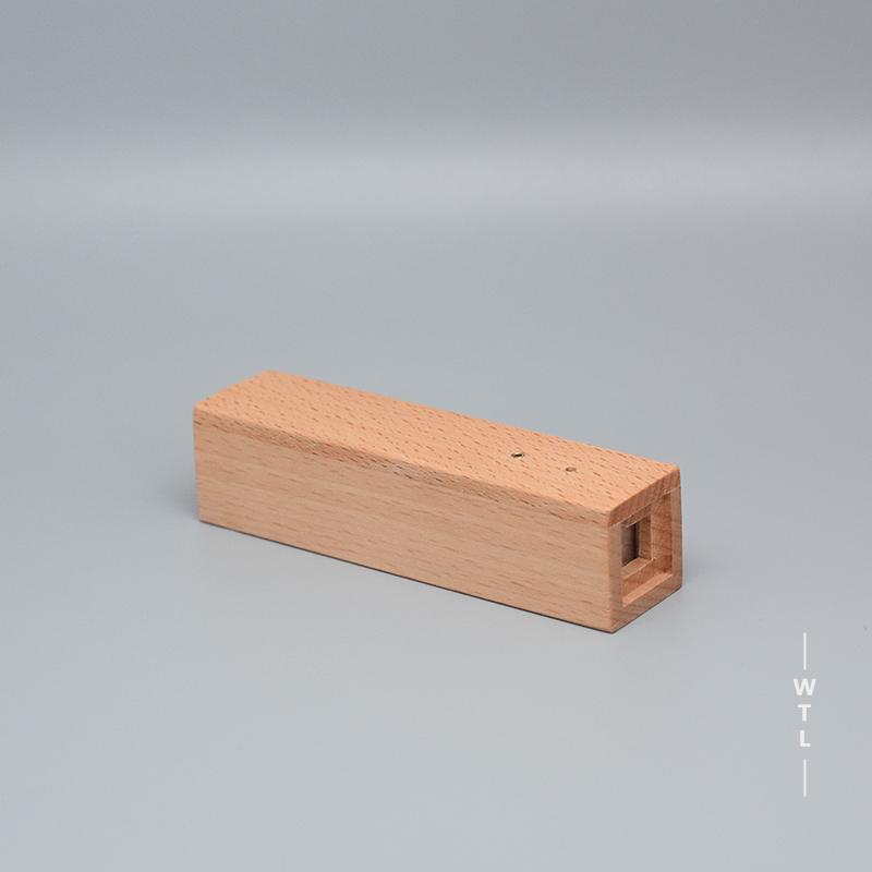 Flashlight，wooden ，solid wood，Portable，Tactile sensation，Beech，charge，lamp，