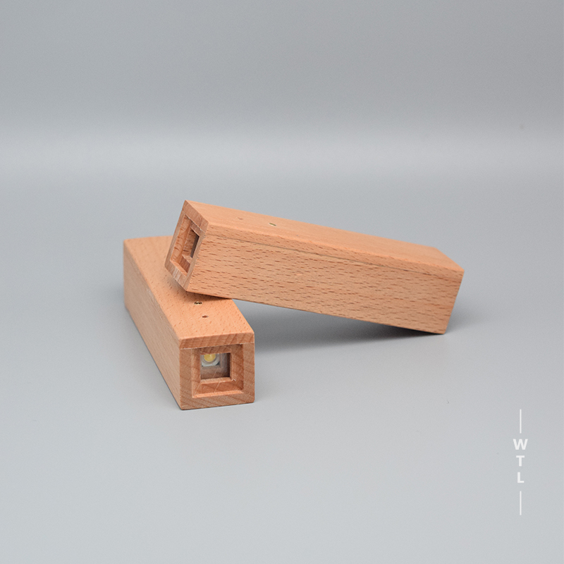 Flashlight，wooden ，solid wood，Portable，Tactile sensation，Beech，charge，lamp，