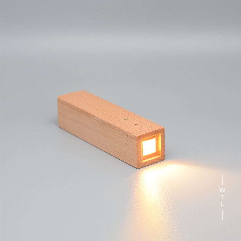 Flashlight，wooden ，solid wood，Portable，Tactile sensation，Beech，charge，lamp，